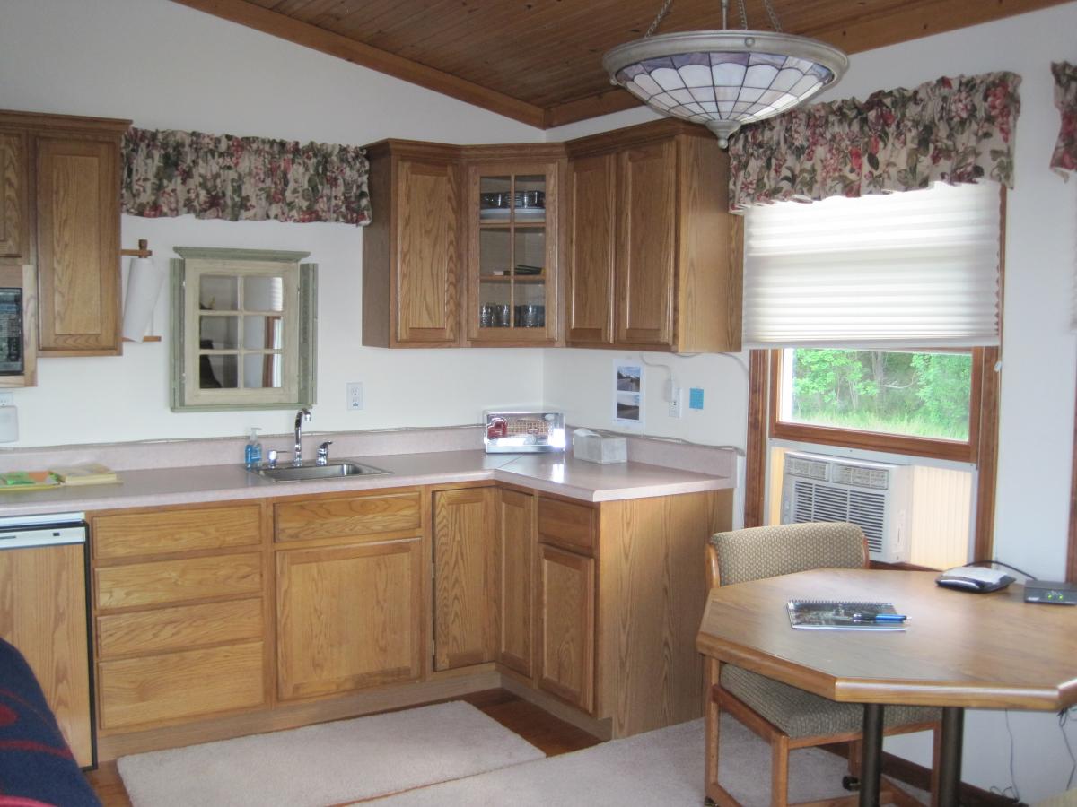 Upper Wet Bar in Family Room